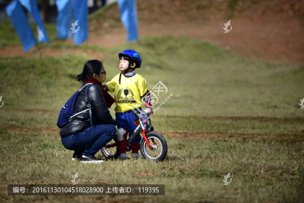 自行車童趣