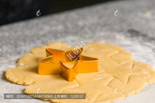 千篇一律的面團(tuán)預(yù)切割面團(tuán)