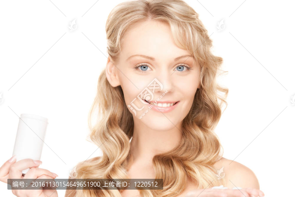 年輕女人的藥丸