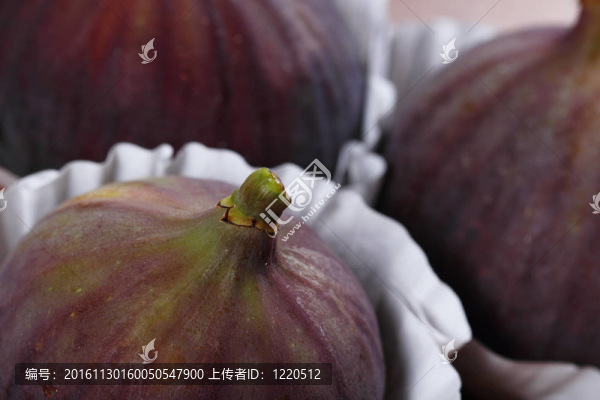 新鮮無(wú)花果。宏