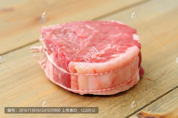 生牛肉