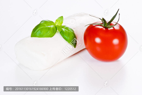 番茄；羅勒起司