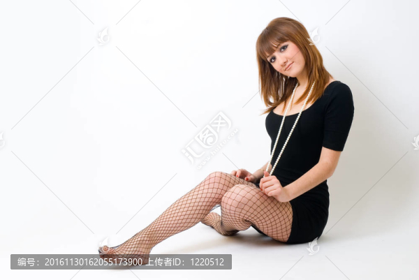 美麗的紅頭發(fā)女孩