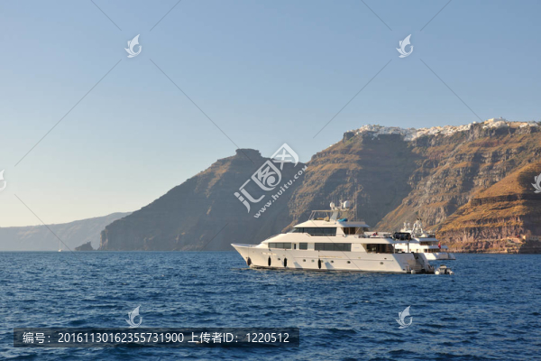 圣托里尼島海岸豪華游艇
