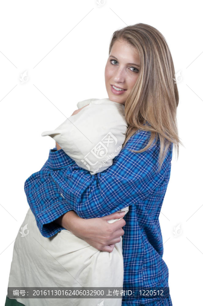 女人抱著Pillow