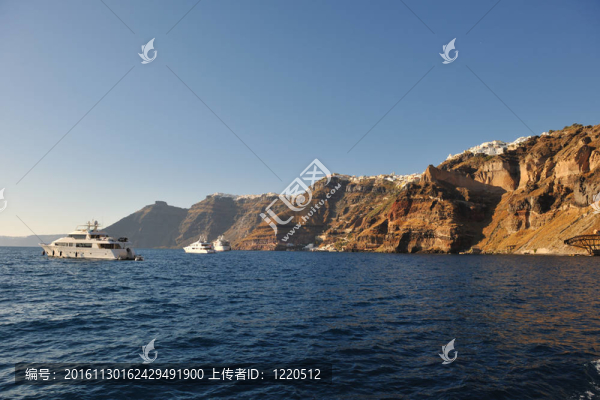 圣托里尼島海岸豪華游艇