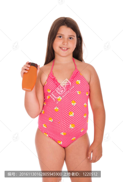 穿泳衣的女孩防曬乳液