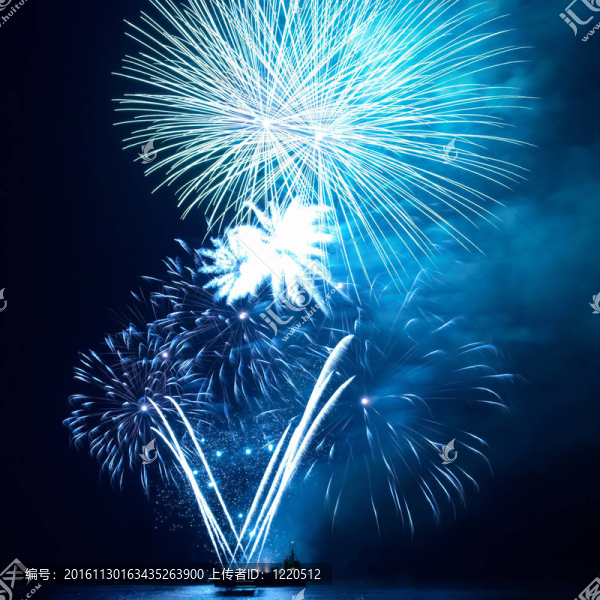 煙花爆竹；敬禮