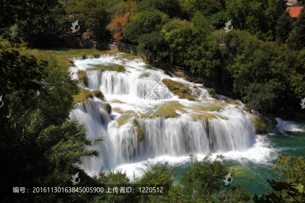 克羅地亞國家公園在克爾卡瀑布