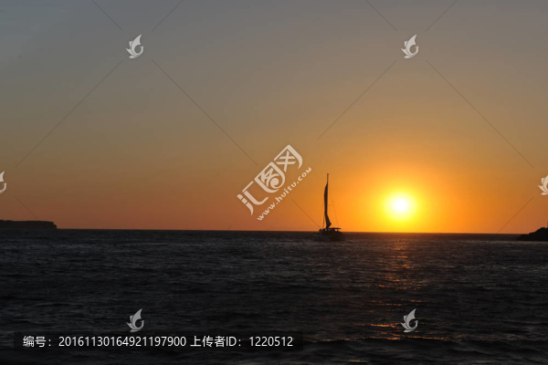 希臘浪漫日落在海上