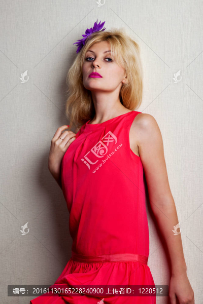 美麗的年輕和性感的女人