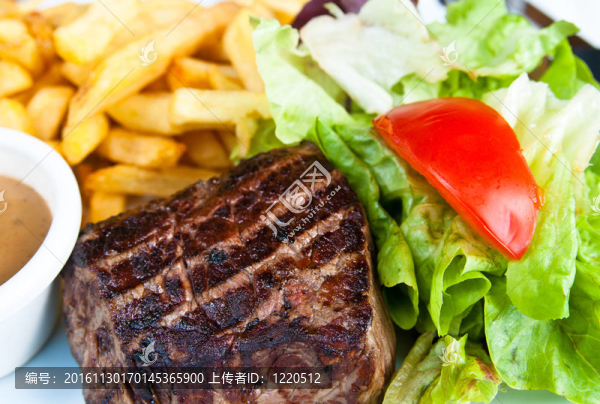 多汁的牛排牛肉