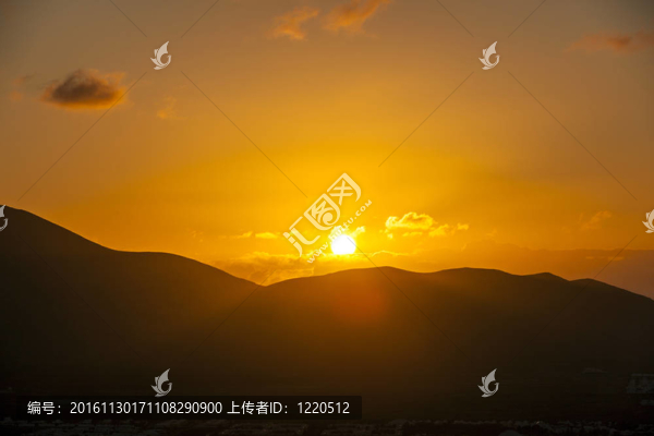 在看到fromplaya布蘭卡火山的日出；蘭薩