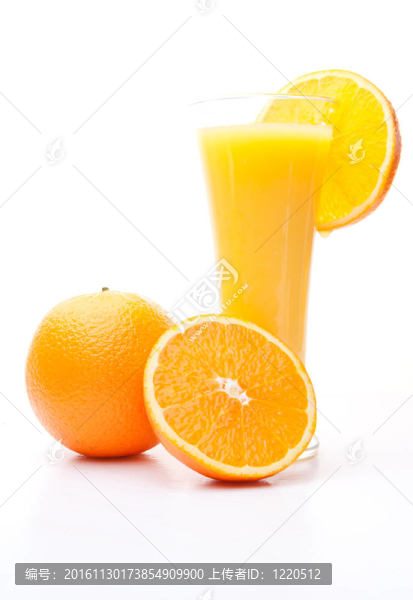 一杯橙汁，一杯桔子汁