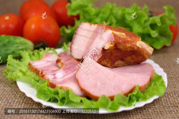 熟食肉類(lèi)和蔬菜