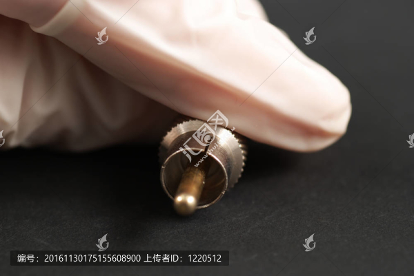通信連接器
