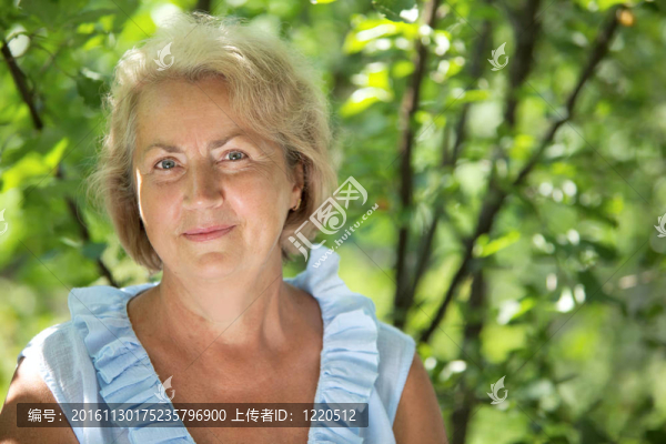 高級的女人