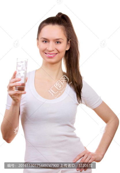 帶水玻璃的女孩
