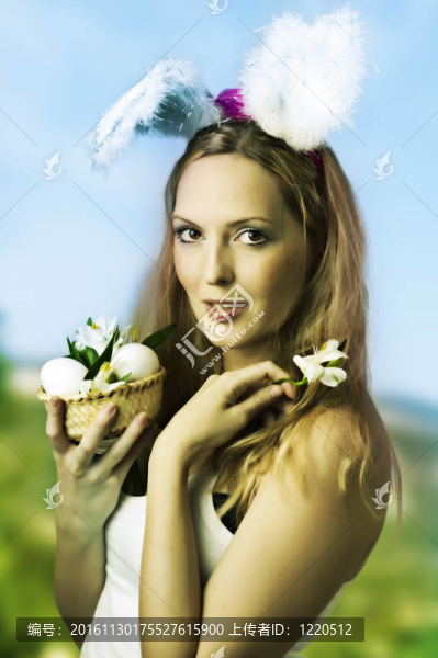 性感的女人復活節(jié)兔子