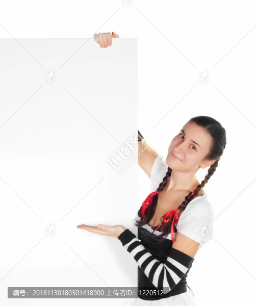 一個(gè)空白的標(biāo)志在緊身裙的女孩