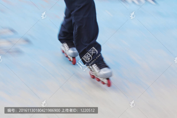 直排輪溜冰