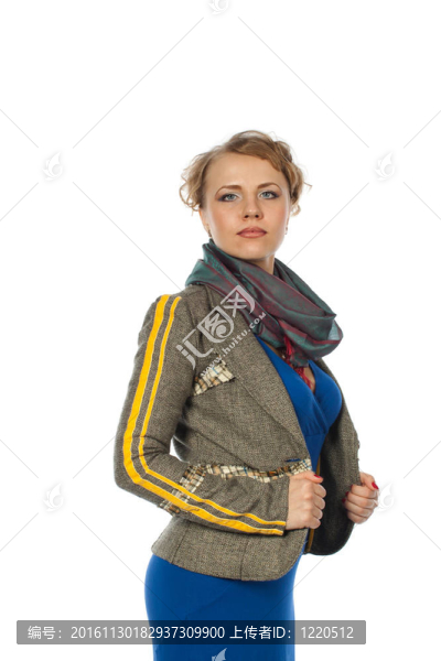 嚴重的美麗的女人