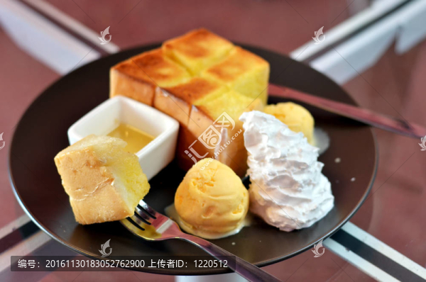 甜點(diǎn)