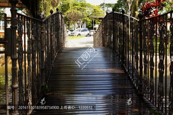 人行天橋