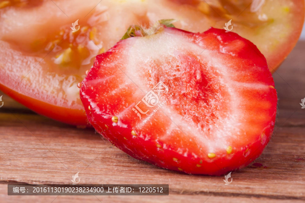新鮮草莓片