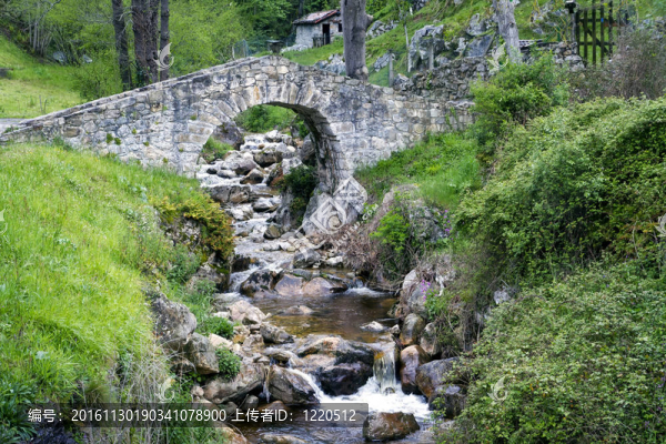 Poo,de,Cabrales；Asturia老鄉(xiāng)村