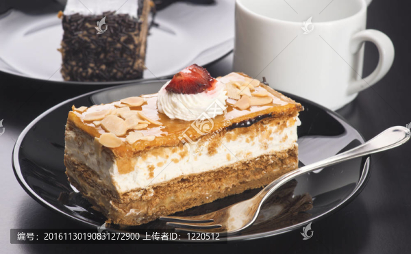 蛋黃奶油蛋糕