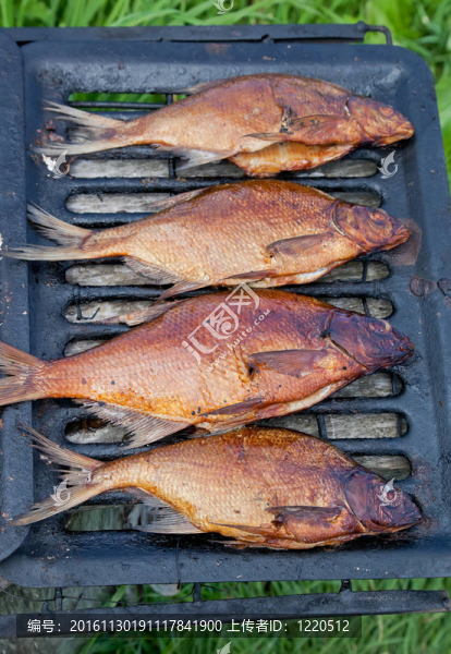 煙熏魚(yú)