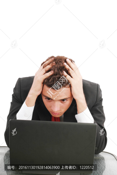 年輕的白人擔心與筆記本電腦商人