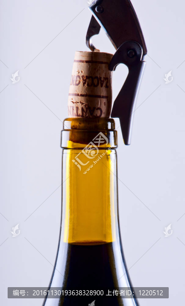 Corkscrew和黃瓶酒塞