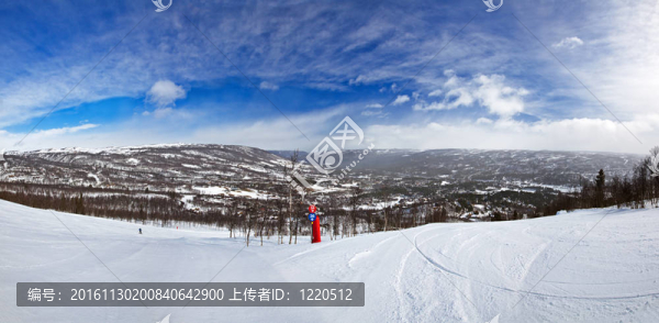 挪威雪坡高山滑雪道