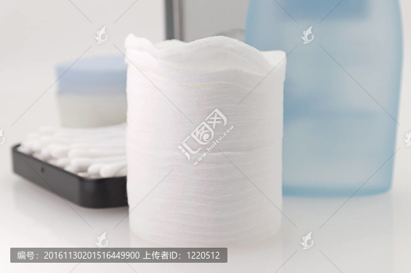 化妝棉及化妝棉去除