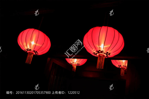中國紅燈籠近寺門口