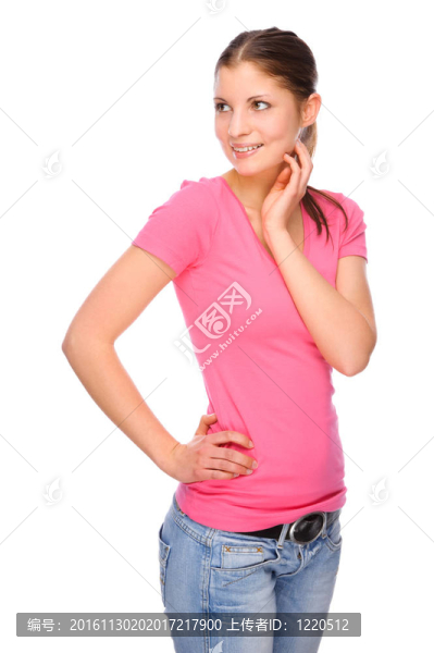 一個(gè)美麗而快樂的女人的完整孤立的畫像