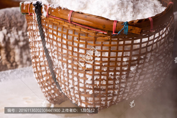 鹽的山區(qū)