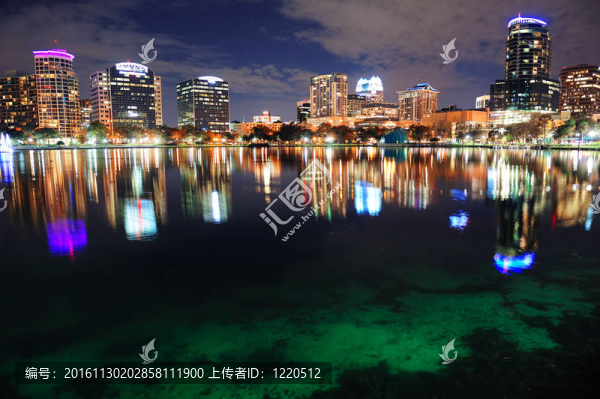 奧蘭多市中心的黃昏