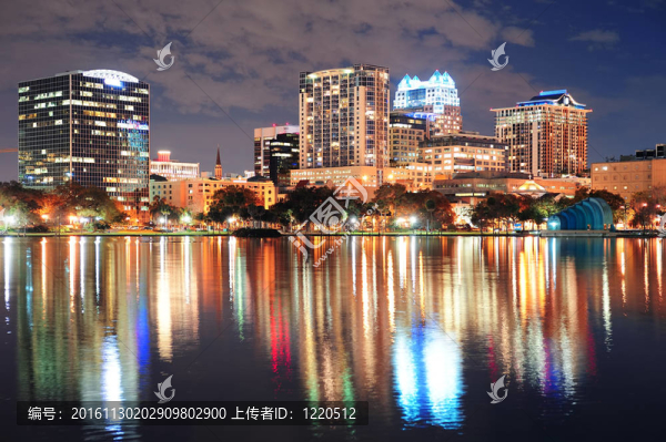 奧蘭多市中心的黃昏