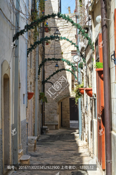 小巷。Acquaviva,delle,Fonti。普利亞。意大利.