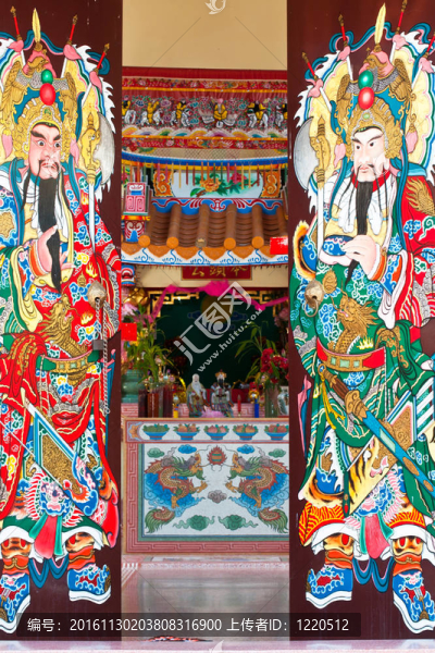 傳統(tǒng)的中國中華寺和雙龍家大門類