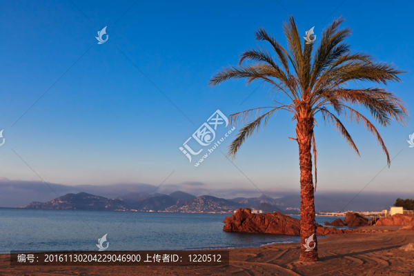 海灘上的日出