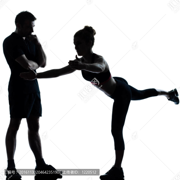 一對(duì)男女健身鍛煉