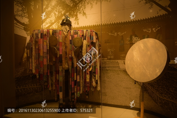 薩滿教服飾