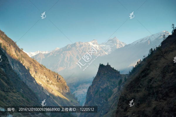 西藏山景觀