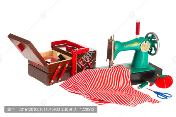 帶衣服的縫紉機