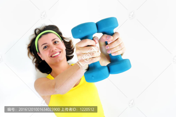 健身的女孩