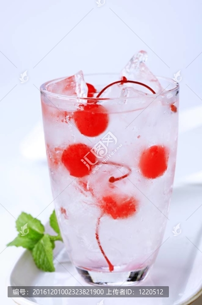 冰鎮(zhèn)飲料